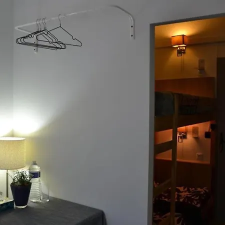 Maison 4 Km Disneyland 30 Min Paris Hostel *